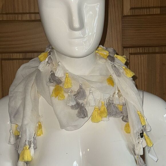 banana republic multi use scarf - Picture 7 of 8